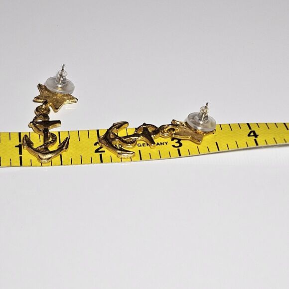 Vintage Gold Tone Star With Dangling Anchor Statement Earrings - Picture 7 of 11